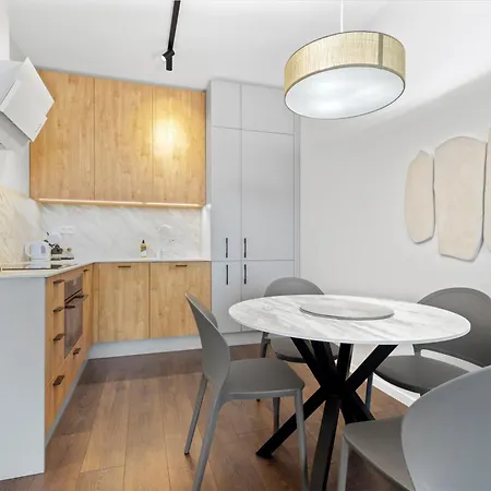 Lam Ivory Ac - Balcony Apartmán Bratislava