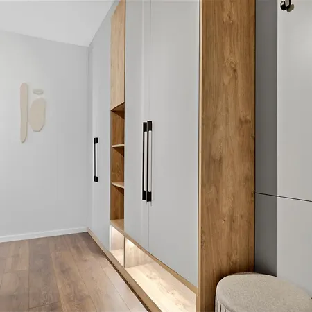 Lam Ivory Ac - Balcony * Bratislava