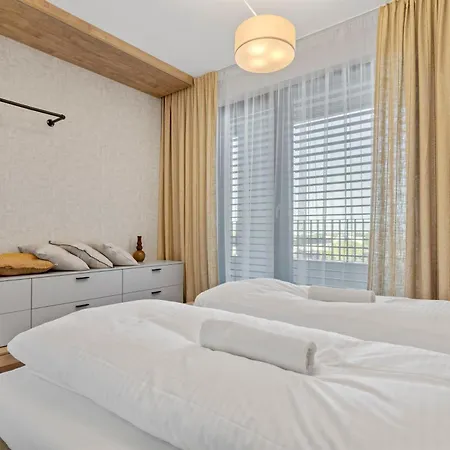 Lam Ivory Ac - Balcony Bratislava